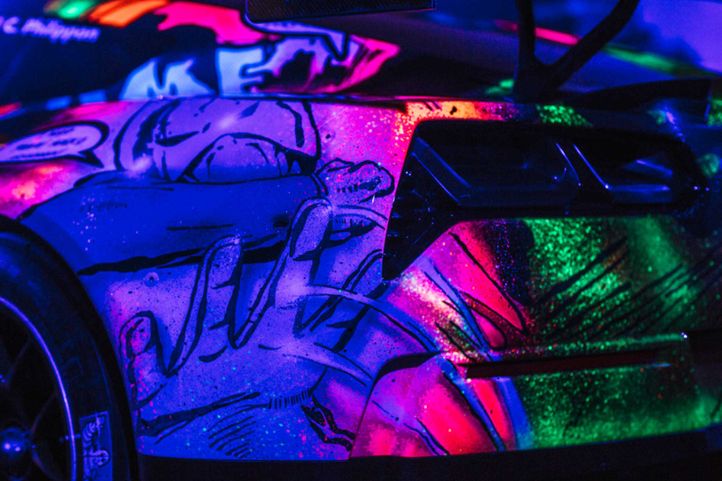Illustration for article titled Brighten Your Afternoon With This Glorious, Glowing Corvette That'll Race At Le Mans